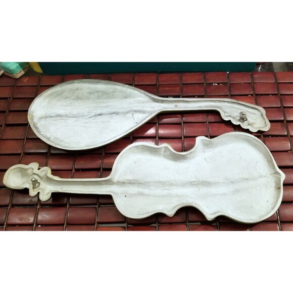 Vintage Royal Cast Aluminum  Mandolin & Violin Instruments Wall Decor - Picture 6 of 6